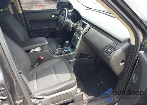 2019 Ford Flex Se z USA, uszkodzony, nr VIN 2FMGK5B87KBA09221